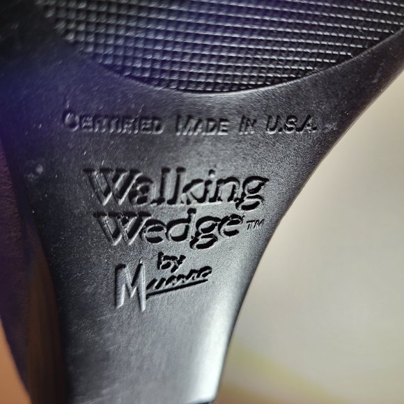 Purple suede 80s flats - Picture 4 of 4